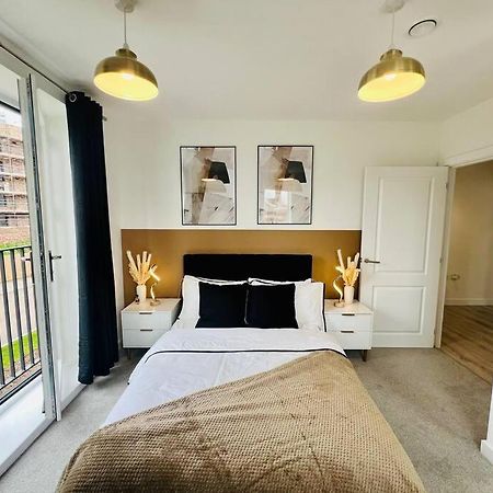 Hessian Lounge -Wyndale- Central 2Br W/Parking Μπέρμιγχαμ Εξωτερικό φωτογραφία